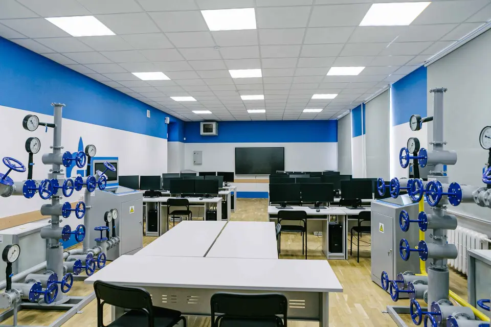 乌法国立石油技术大学