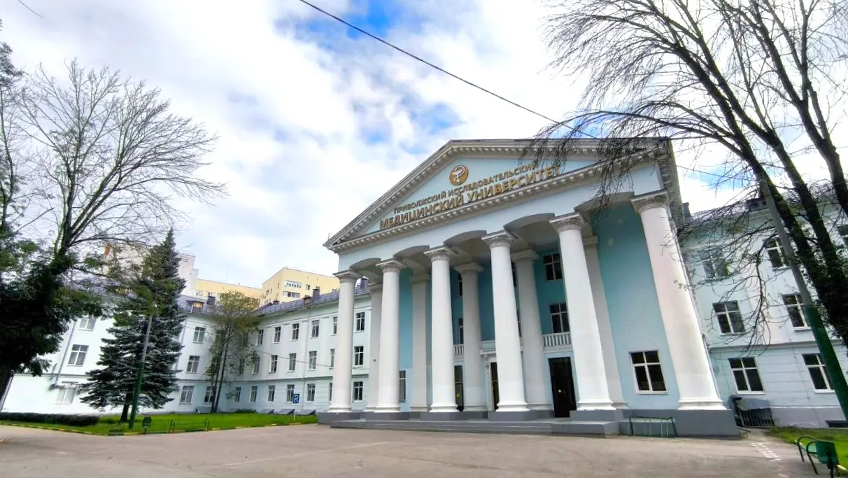 Educational building on Gagarin Avenue