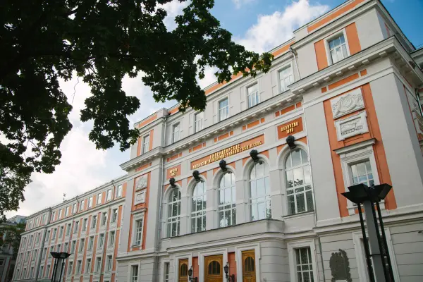 Universidad Rusa de Transporte